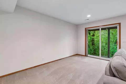 1539 Stonewood Ln, Eagan, MN 55122 photo 22