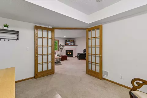 1539 Stonewood Ln, Eagan, MN 55122 photo 28