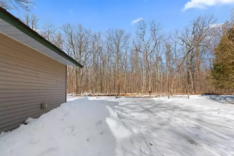 Exterior - 51460 189th Ave, Mcgregor, MN 55760 photo 7 of 9