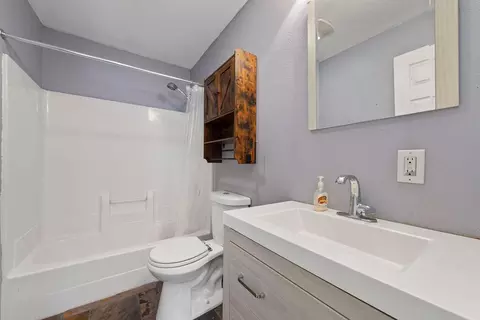 Bath - 51460 189th Ave, Mcgregor, MN 55760 photo 1 of 1