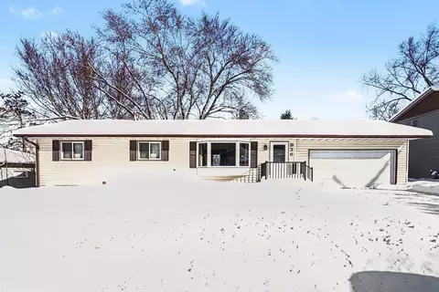 936 Burton St, Red Wing, MN 55066