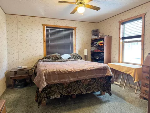 Bedroom - 18500 Bogie Bay, Garrison, MN 56450 photo 1 of 5