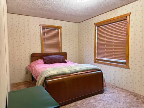 Bedroom - 18500 Bogie Bay, Garrison, MN 56450 photo 2 of 5
