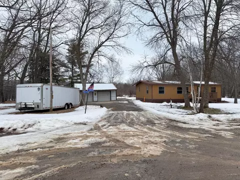 Exterior - 18500 Bogie Bay, Garrison, MN 56450 photo 17 of 18