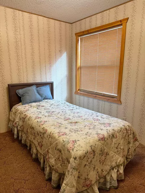 Bedroom - 18500 Bogie Bay, Garrison, MN 56450 photo 4 of 5