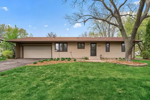 9904 107th Pl N, Maple Grove, MN 55369