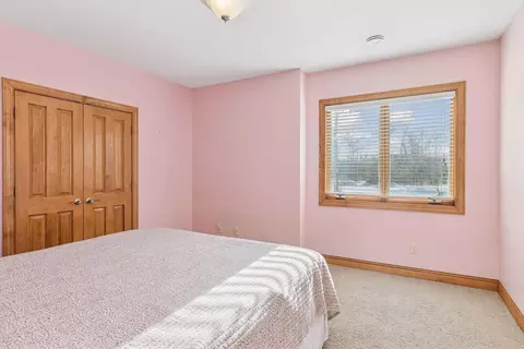 Bedroom - 7455 Fern Ct, Loretto, MN 55357 photo 6 of 7