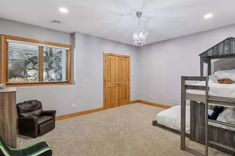 Bedroom - 7455 Fern Ct, Loretto, MN 55357 photo 4 of 7
