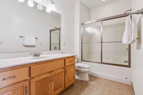 Bath - 7455 Fern Ct, Loretto, MN 55357 photo 4 of 5