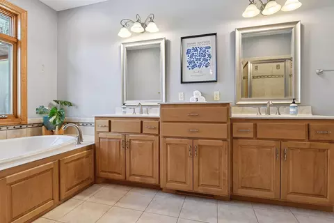 Bath - 7455 Fern Ct, Loretto, MN 55357 photo 1 of 5