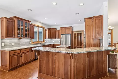 Kitchen - 7455 Fern Ct, Loretto, MN 55357 photo 2 of 5