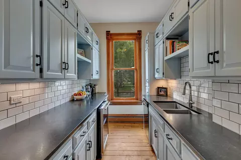 Kitchen - 605 7th Ave N, Saint Cloud, MN 56303 photo 4 of 5