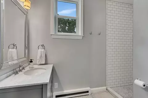 Bath - 605 7th Ave N, Saint Cloud, MN 56303 photo 1 of 4