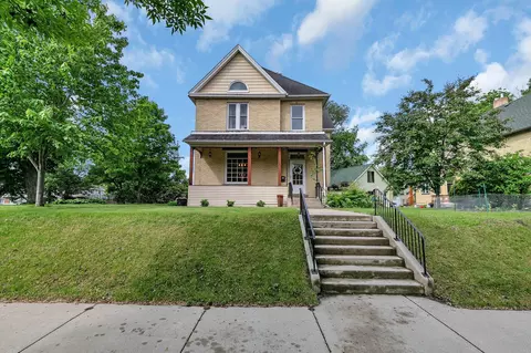 Exterior - 605 7th Ave N, Saint Cloud, MN 56303 photo 4 of 6