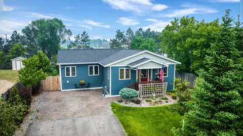 321 24th St NW, Bemidji, MN 56601