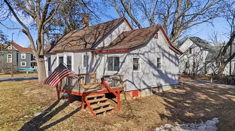 250 W 4th St, New Richmond, WI 54017