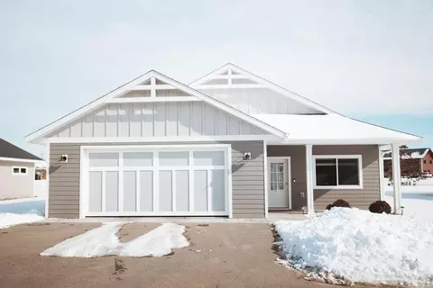 120 Durkee St N, Pine River, MN 56474