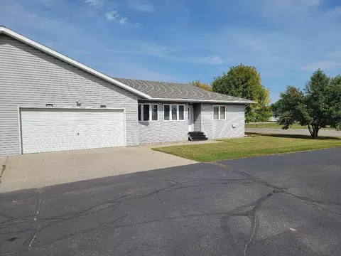 815 6th Ave NE, Perham, MN 56573