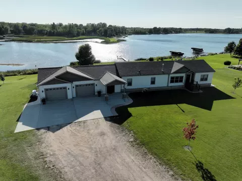39949 Sunset Shores Rd SE, Erskine, MN 56535