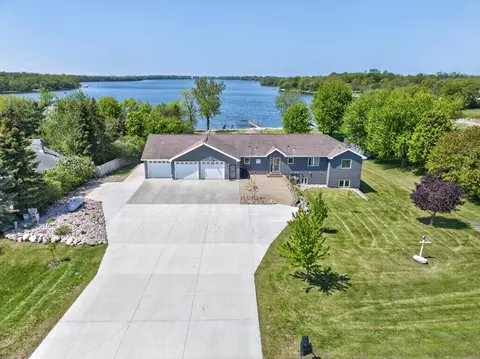 15886 Svend Ln NW, Evansville, MN 56326
