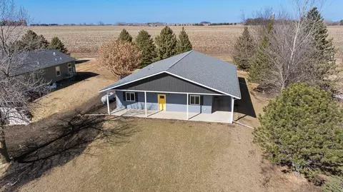 109 Kelsey Ln, Slayton, MN 56172