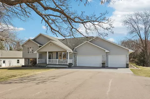 Exterior - 21506 Darsow Ave, Hampton, MN 55031 photo 6 of 14