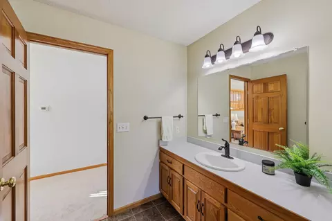Bath - 21506 Darsow Ave, Hampton, MN 55031 photo 3 of 8