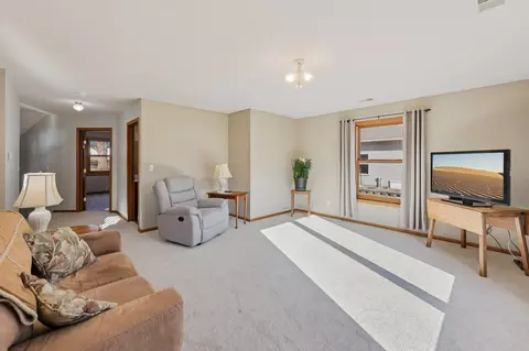 Living - 21506 Darsow Ave, Hampton, MN 55031 photo 7 of 9