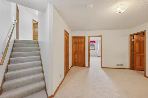 Entry Way - 21506 Darsow Ave, Hampton, MN 55031 photo 7 of 9