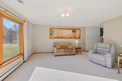Living - 21506 Darsow Ave, Hampton, MN 55031 photo 8 of 9