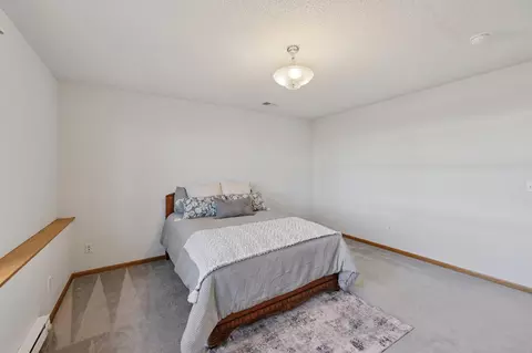 Bedroom - 21506 Darsow Ave, Hampton, MN 55031 photo 3 of 19