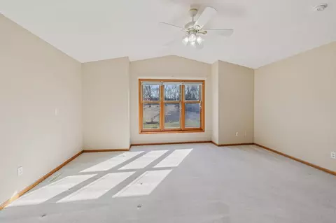 Bedroom - 21506 Darsow Ave, Hampton, MN 55031 photo 6 of 19