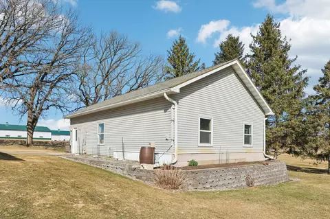 Exterior - 21506 Darsow Ave, Hampton, MN 55031 photo 8 of 14