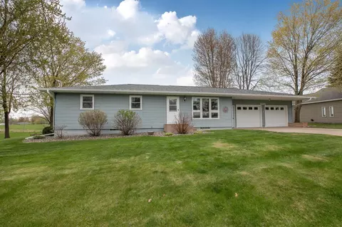 32814 Spunk Tree Cir, Avon, MN 56310