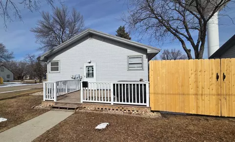 Exterior - 206 14th St N, Wheaton, MN 56296 photo 3 of 7