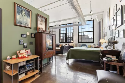 500 Robert St N #310, Saint Paul, MN 55101