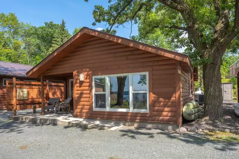 2368 109th St, Luck, WI 54853