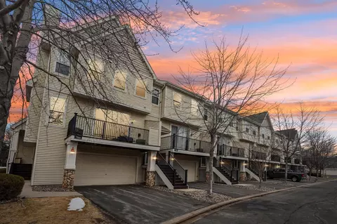 7526 Parkridge Pl, Savage, MN 55378