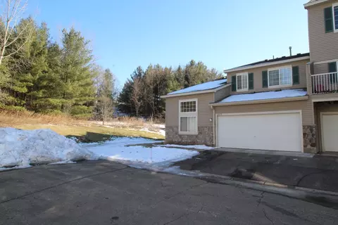6879 Pine Crest Trl S, Cottage Grove, MN 55016