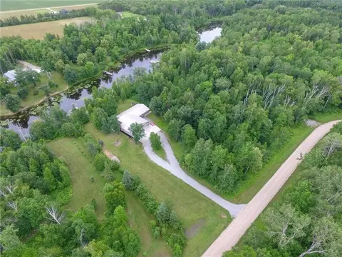 1389 Birch Cir NW, Baudette, MN 56623 photo 6