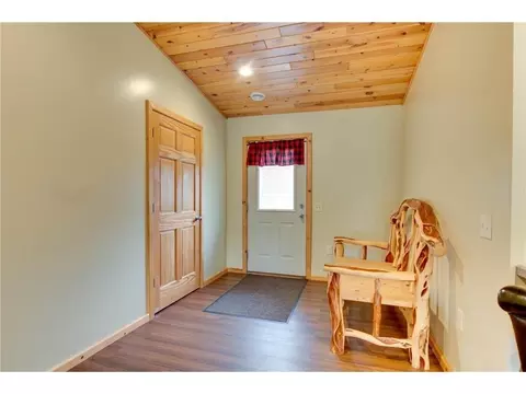 1389 Birch Cir NW, Baudette, MN 56623 photo 9