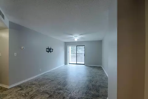 311 Pleasant Ave #404, Saint Paul, MN 55102