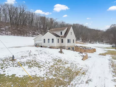 9350 75th St NW, Byron, MN 55920