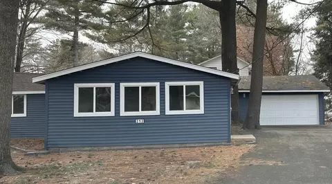 213 Elm Rd, East Bethel, MN 55092