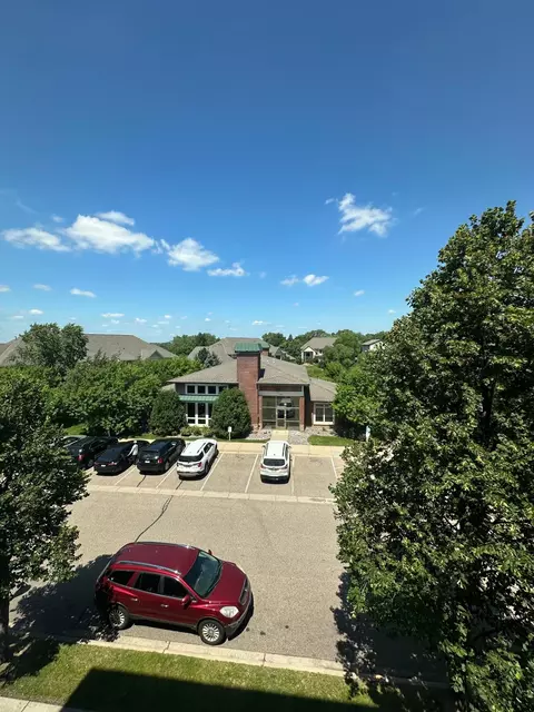 1070 Grandview Ct NE #304, Columbia Heights, MN 55421