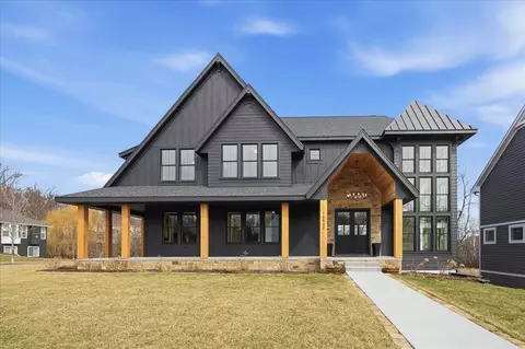 15540 52nd Pl N, Plymouth, MN 55446