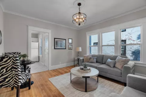 673 Jessamine Ave E, Saint Paul, MN 55106