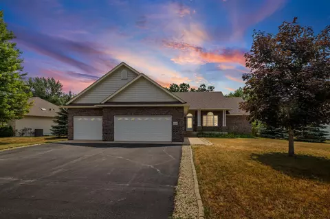 5109 382nd Dr, North Branch, MN 55056