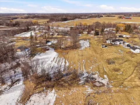 8940 Foxline Dr, Corcoran, MN 55340 photo 3