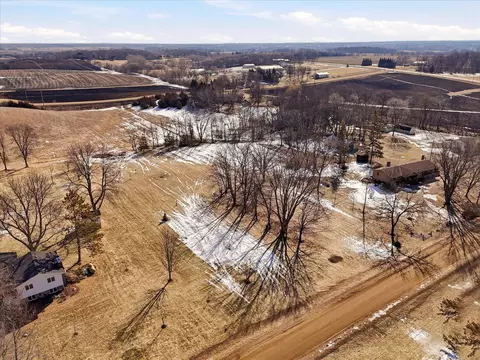 8940 Foxline Dr, Corcoran, MN 55340 photo 5